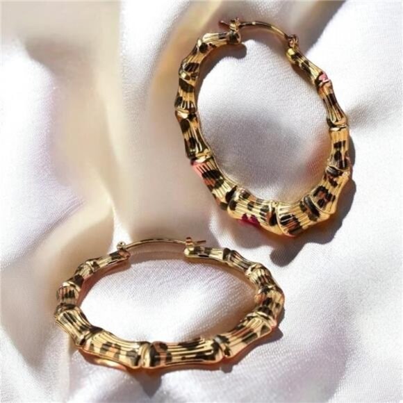 Leopard Bamboo Textured Hoop Earrings - Picture 3 of 4